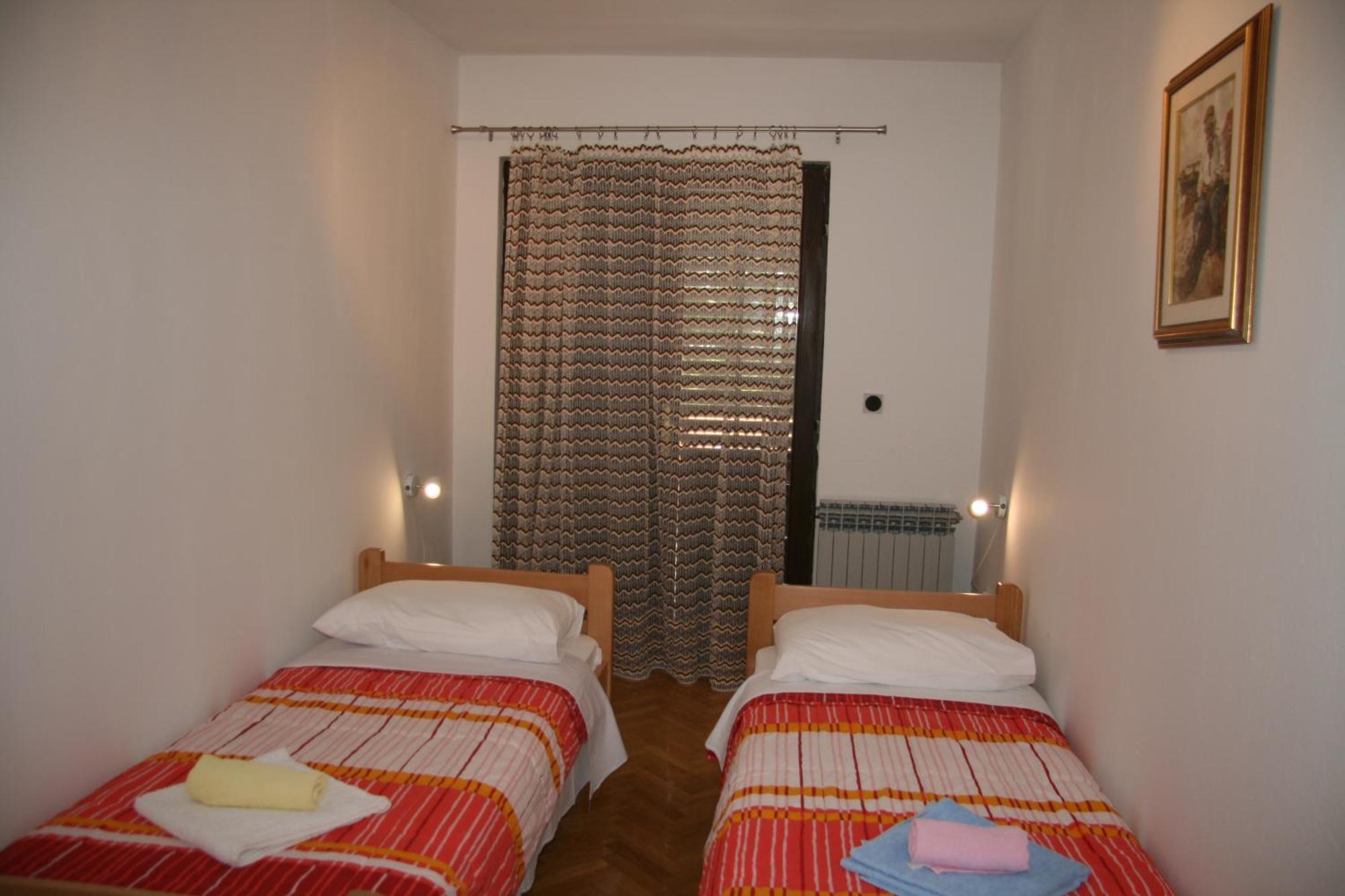 Apartments Karabaic Krk Krk Town Rum bild