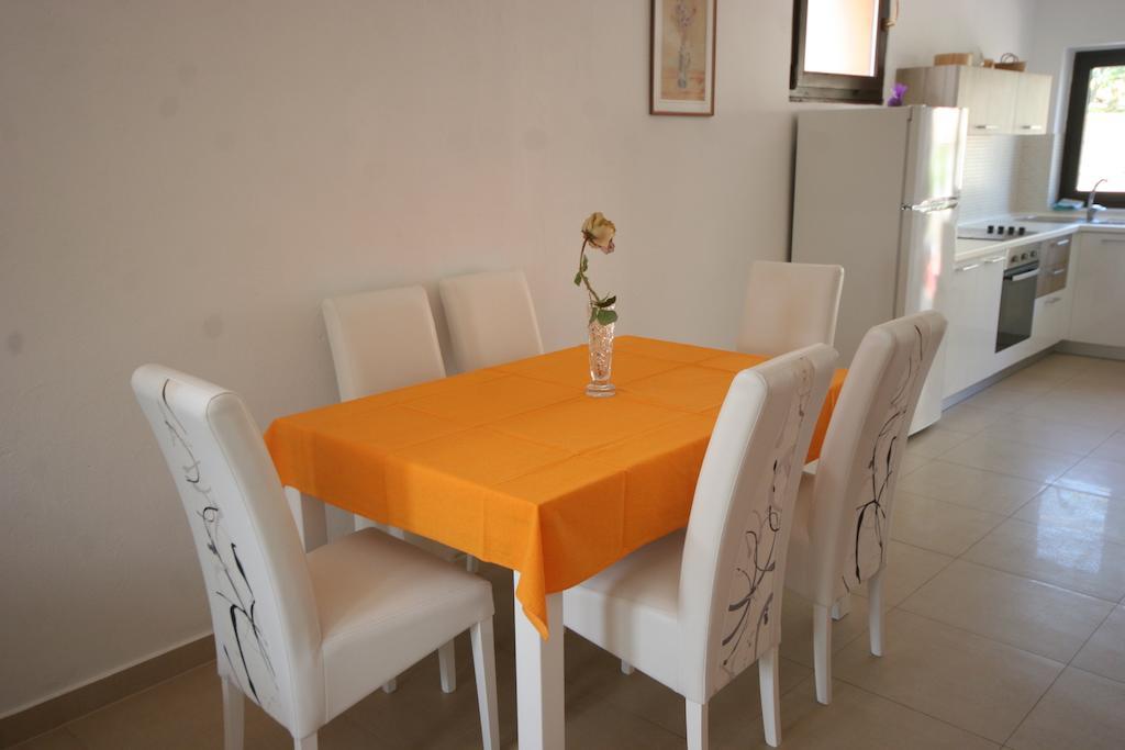 Apartments Karabaic Krk Krk Town Rum bild