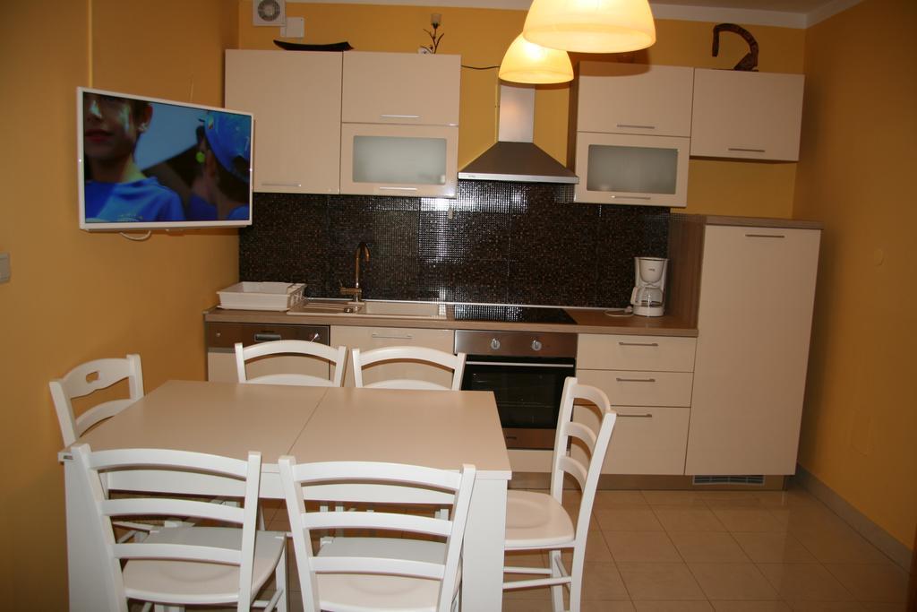 Apartments Karabaic Krk Krk Town Exteriör bild