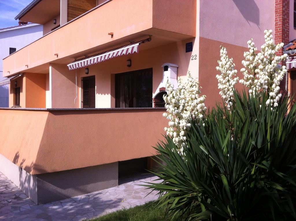 Apartments Karabaic Krk Krk Town Exteriör bild